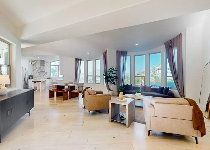 Holiday home The Overlook At Cinnabar Canyon *